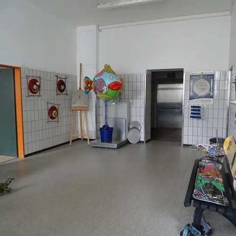 Foyer - Länge: 6.90m, Breite: 4.10m, Höhe: 3.80m